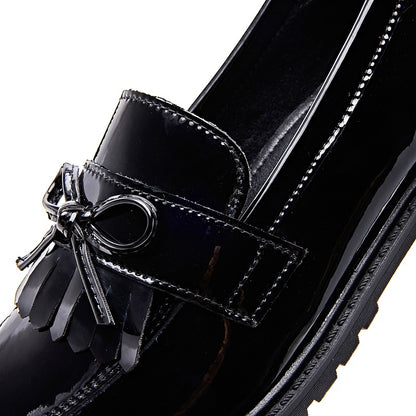 The new school shoes for girl